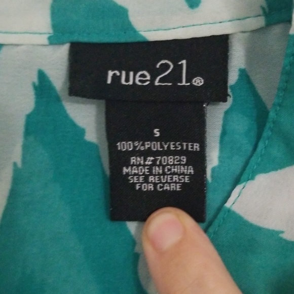 Rue 21 sheer blouse, 3/4 sleeves, size S, EUC - Picture 3 of 4